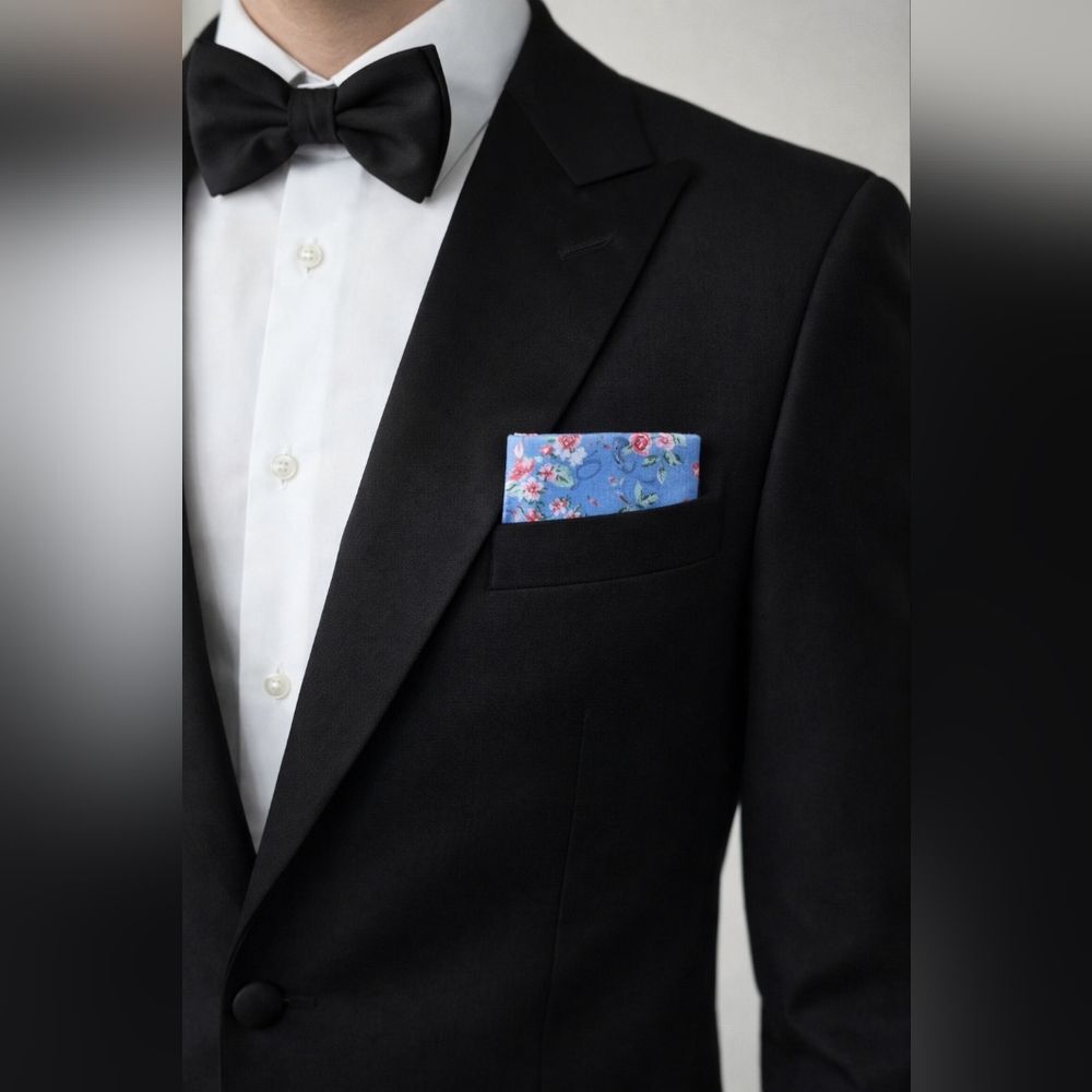NWT EXPRESS Blue Floral Pre-Folded Pocket Square 15 Wedding Groomsmen Tuxedo Acc